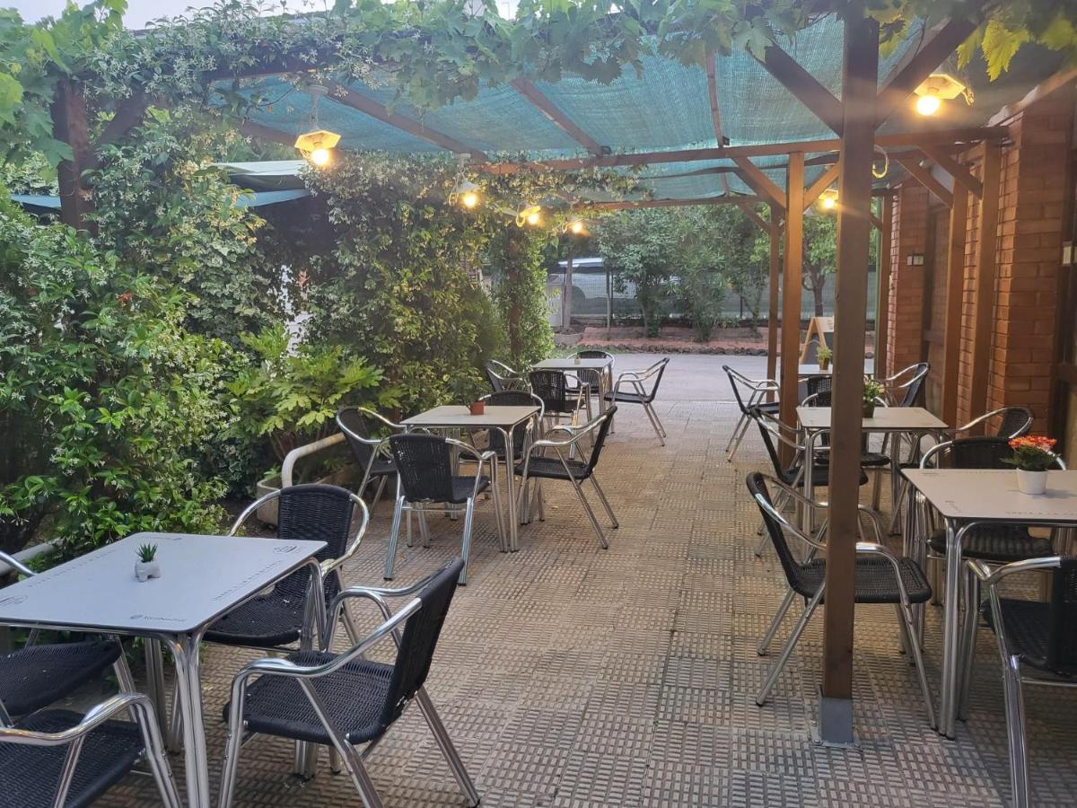 Alberg Restaurant Bellavista Santa Pau Dış mekan fotoğraf