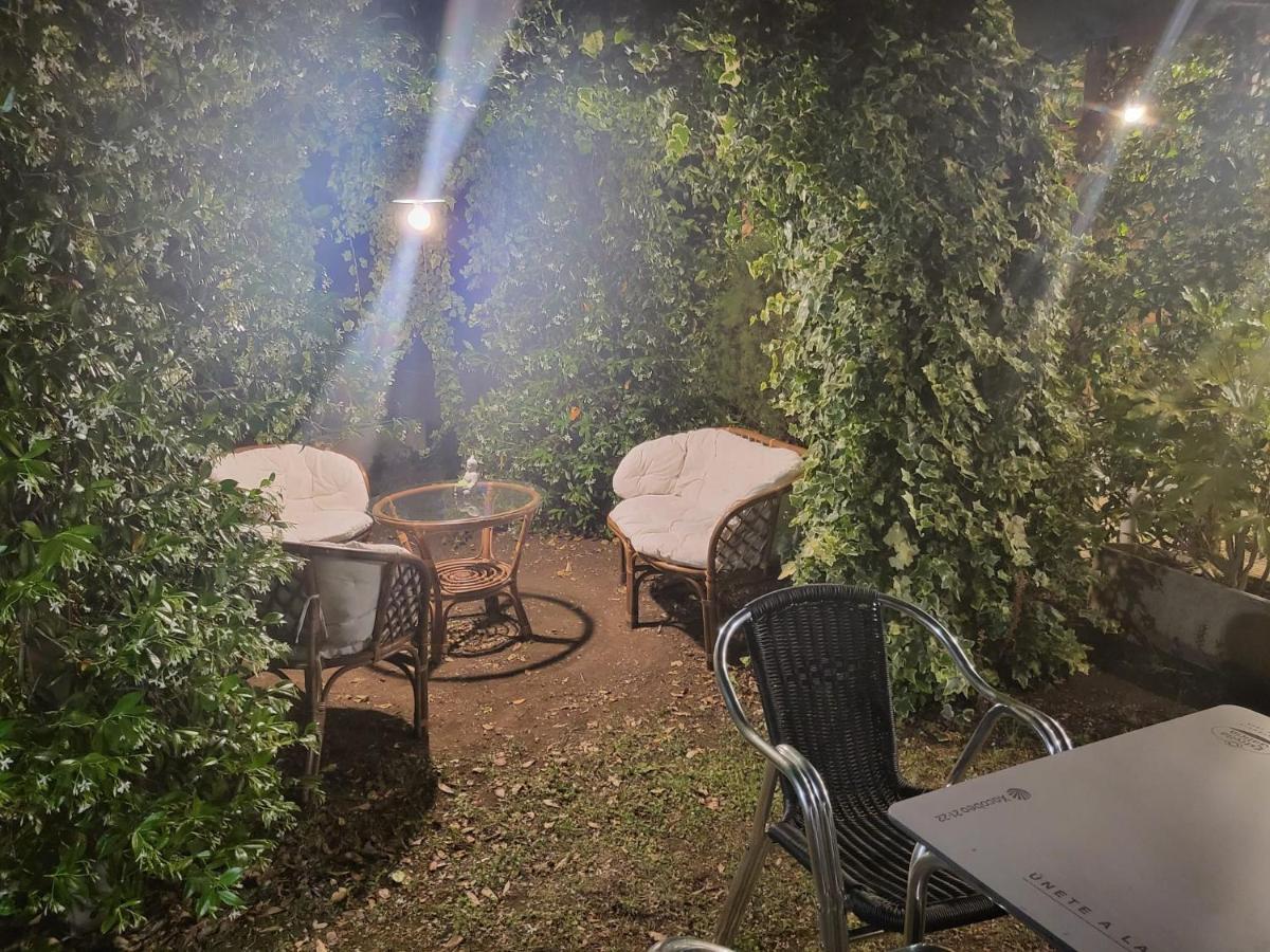 Alberg Restaurant Bellavista Santa Pau Dış mekan fotoğraf