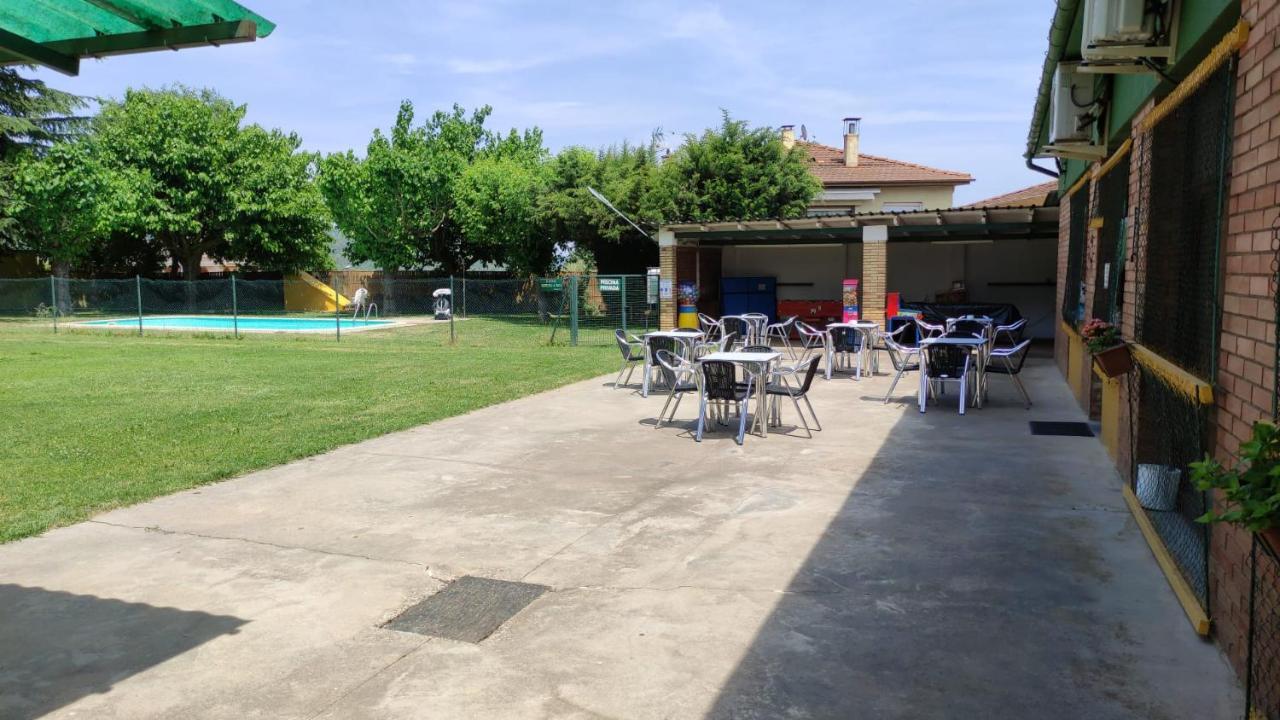 Alberg Restaurant Bellavista Santa Pau Dış mekan fotoğraf